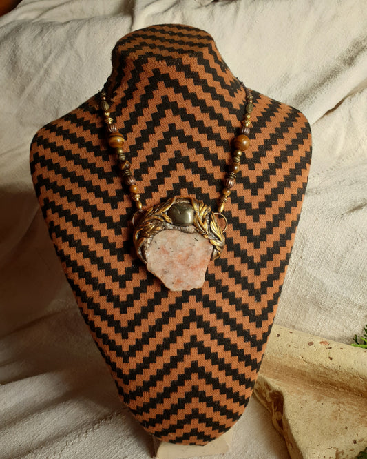 sunčev kamen - pirit - tigrovo oko ogrlica