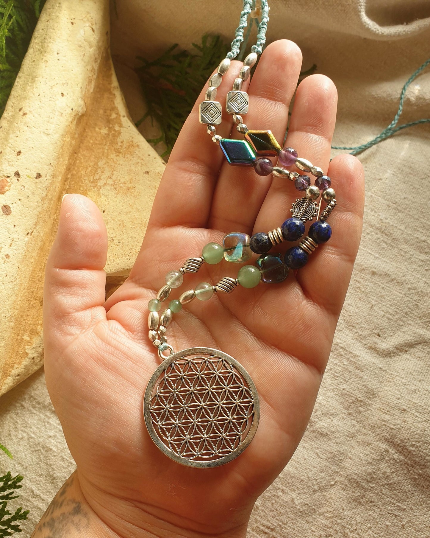 cvijet života ogrlica