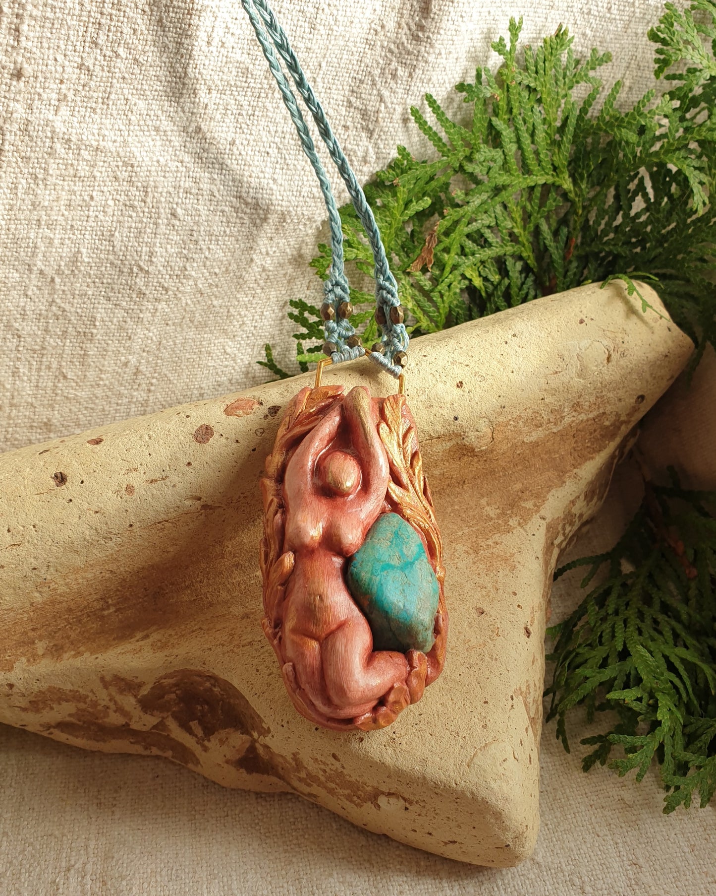 šatukit ogrlica boginja