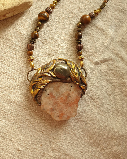 sunčev kamen - pirit - tigrovo oko ogrlica