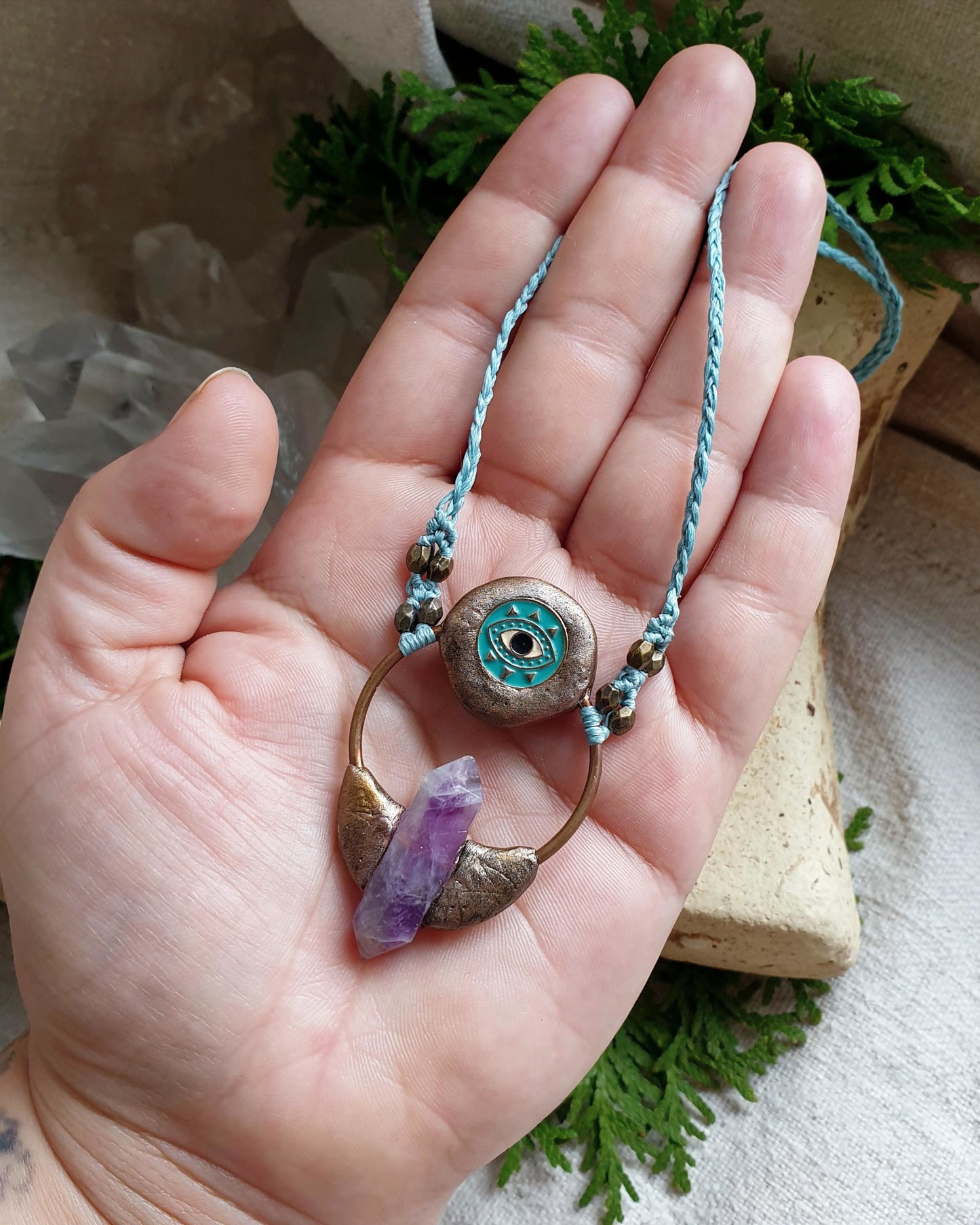 duplo terminirani ametist špic -  plavo oko privjesak
