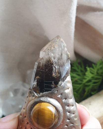 privjesak s dva lica - dimni kvarc - turmalin - tigrovo oko - ahat