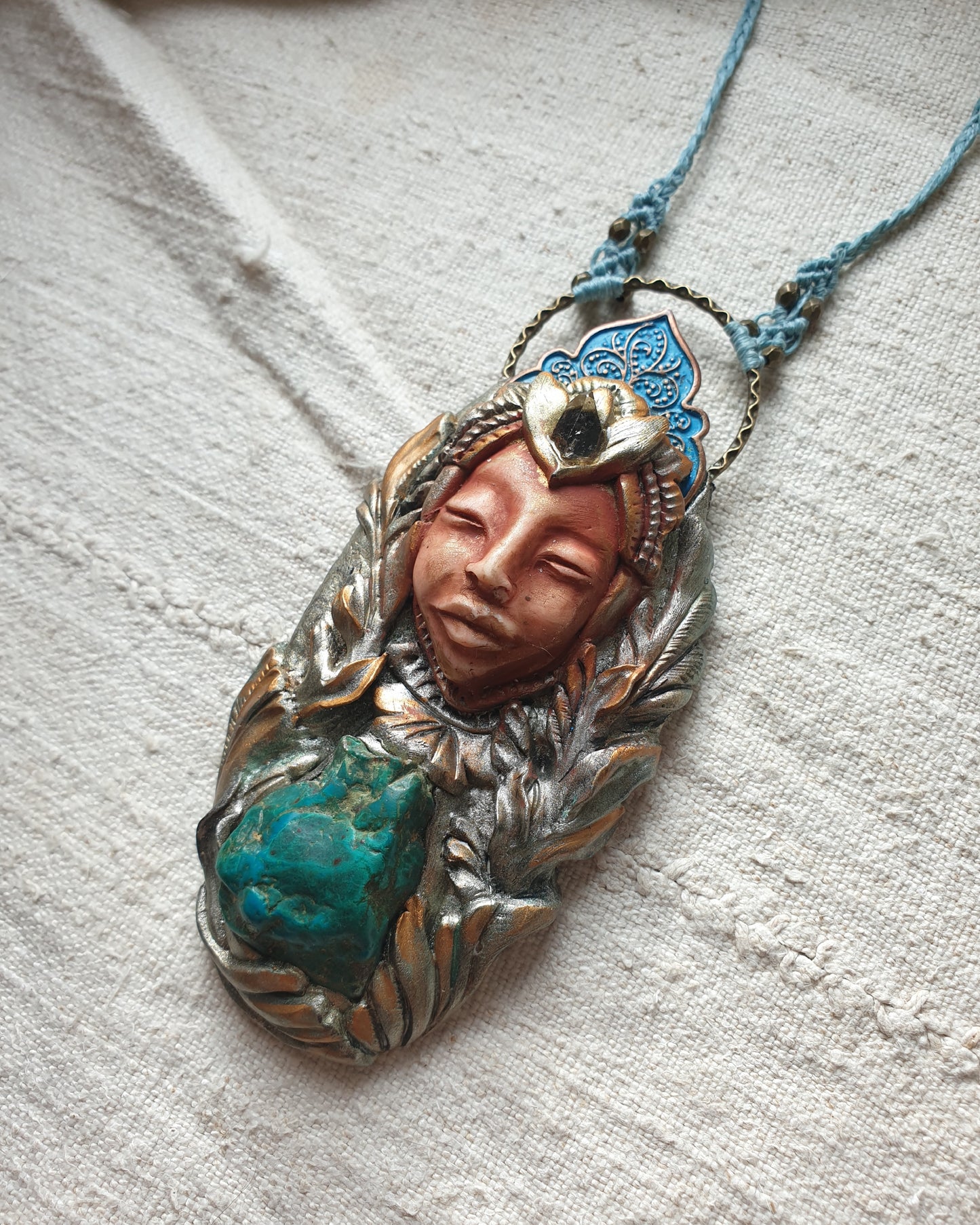 krizokola šumski kristalni čuvar ogrlica