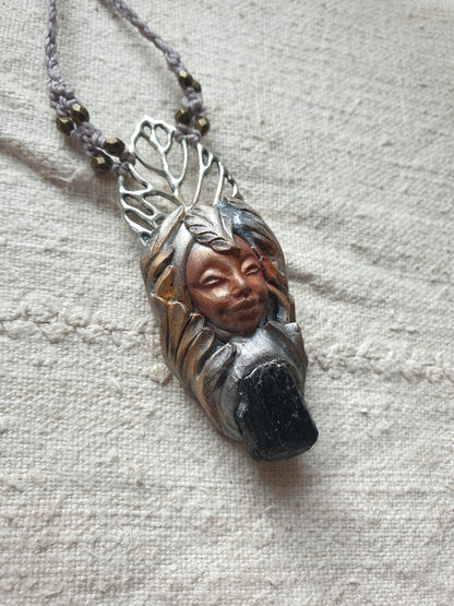 šumski crni turmalin čuvar ogrlica