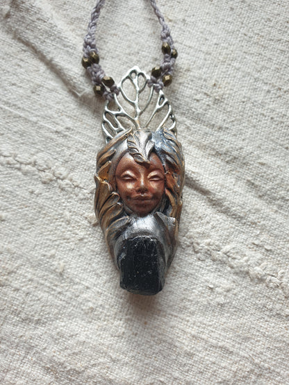 šumski crni turmalin čuvar ogrlica