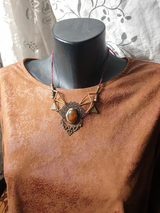 neo tribal karneol ogrlica