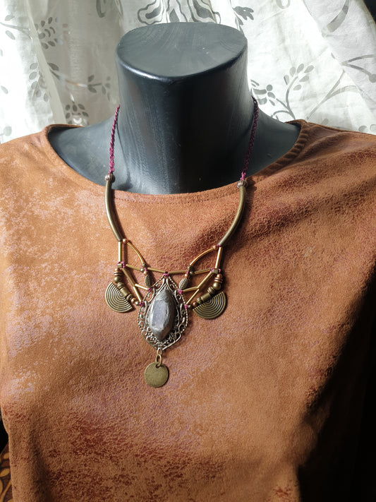 rozi kunzit - neo tribal boho ogrlica