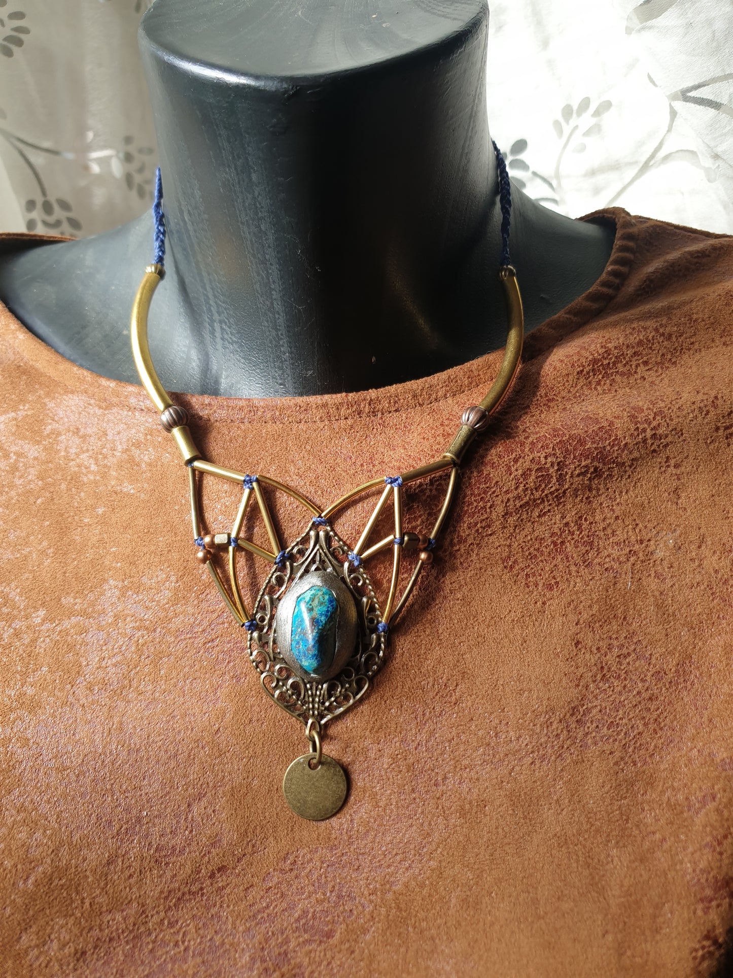 shattuckite - neo tribal boho ogrlica