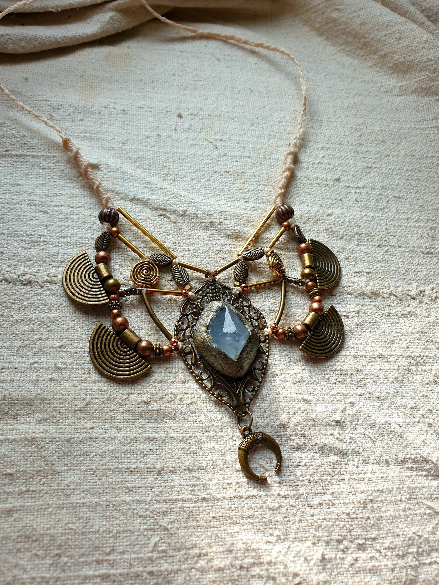 celestit - neo tribal boho ogrlica