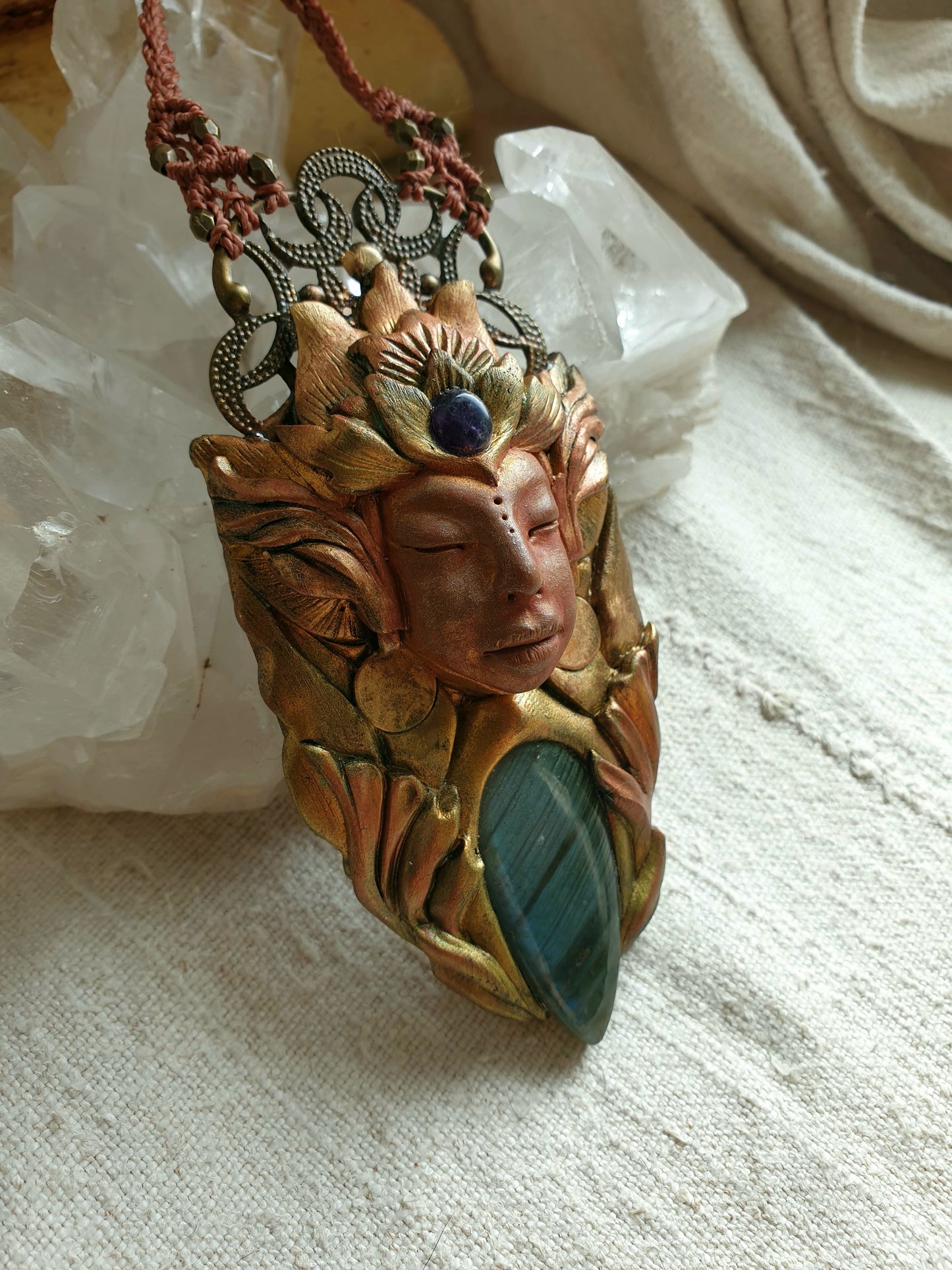 Plavi labradorit i ametist kristalni čuvar ogrlica