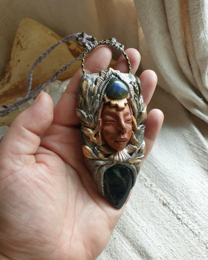 srebrni obsidijan i tamno plavi labradorit čuvar ogrlica