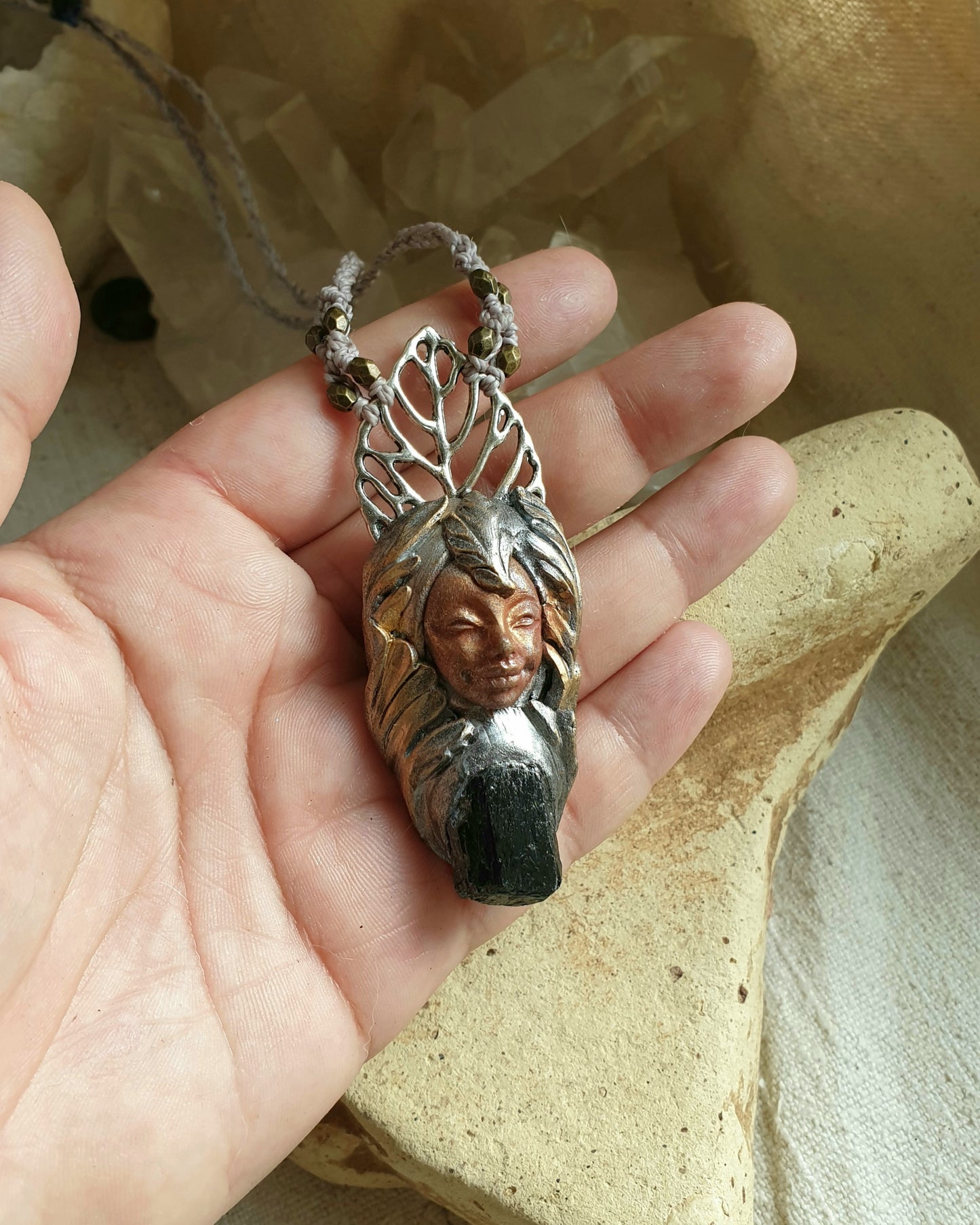 šumski crni turmalin čuvar ogrlica