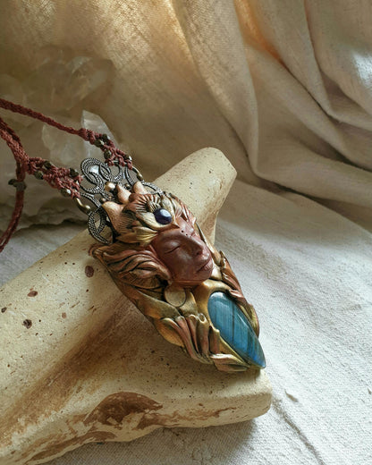 Plavi labradorit i ametist kristalni čuvar ogrlica