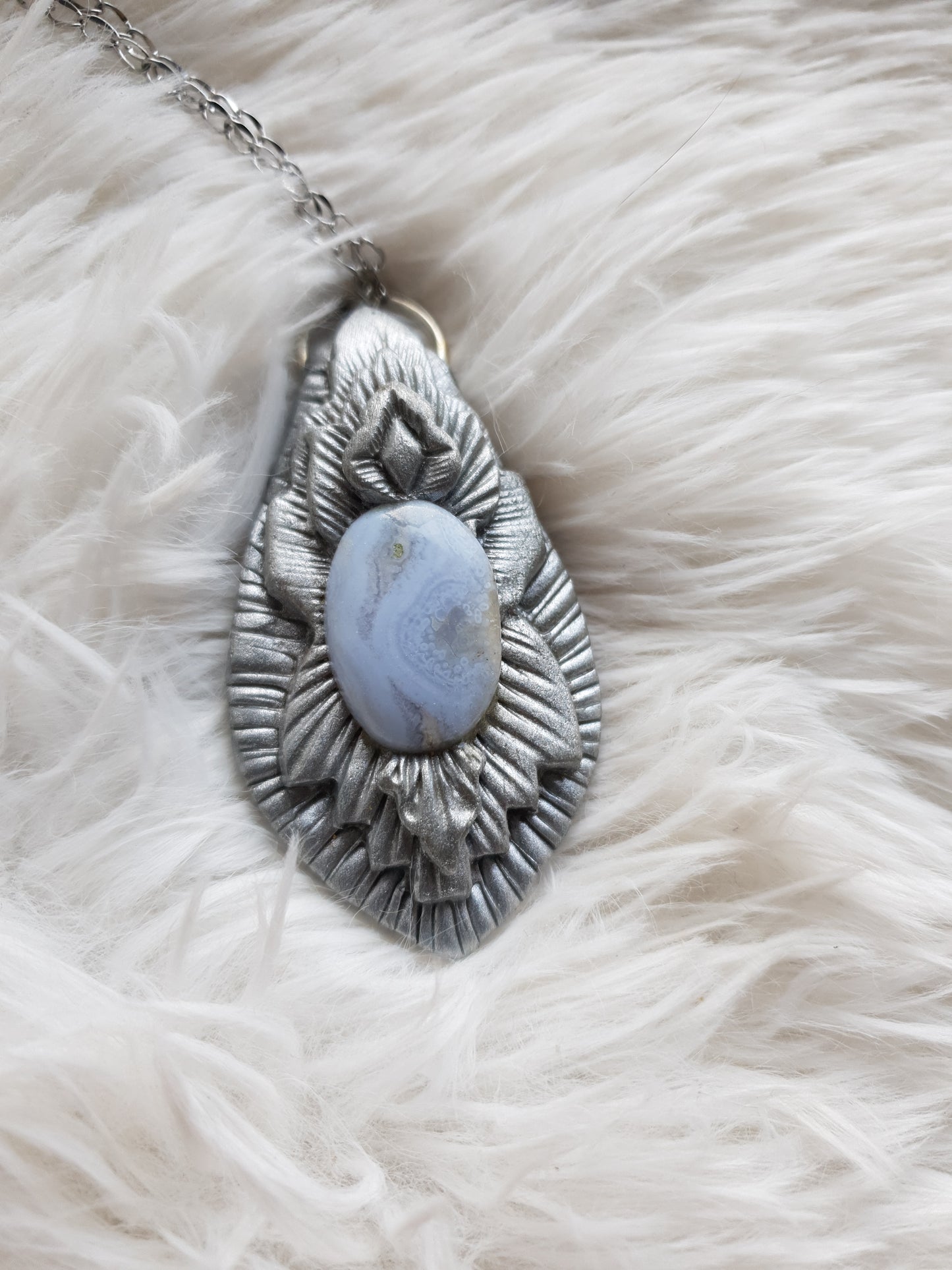 plavi čipkasti ahat privjesak - vilinska kolekcija