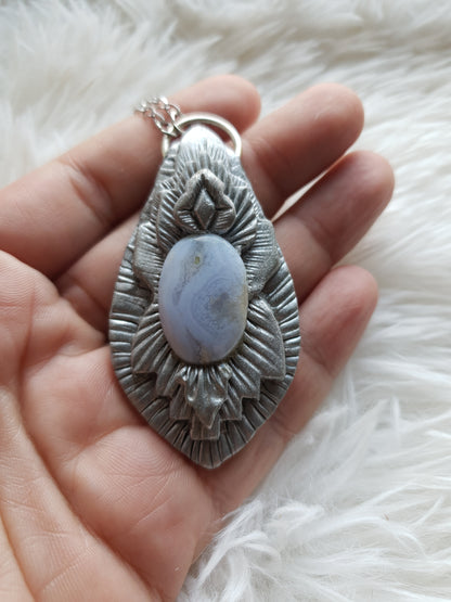 plavi čipkasti ahat privjesak - vilinska kolekcija