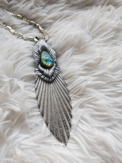 plavo zeleni labradorit  list privjesak - vilinska kolekcija