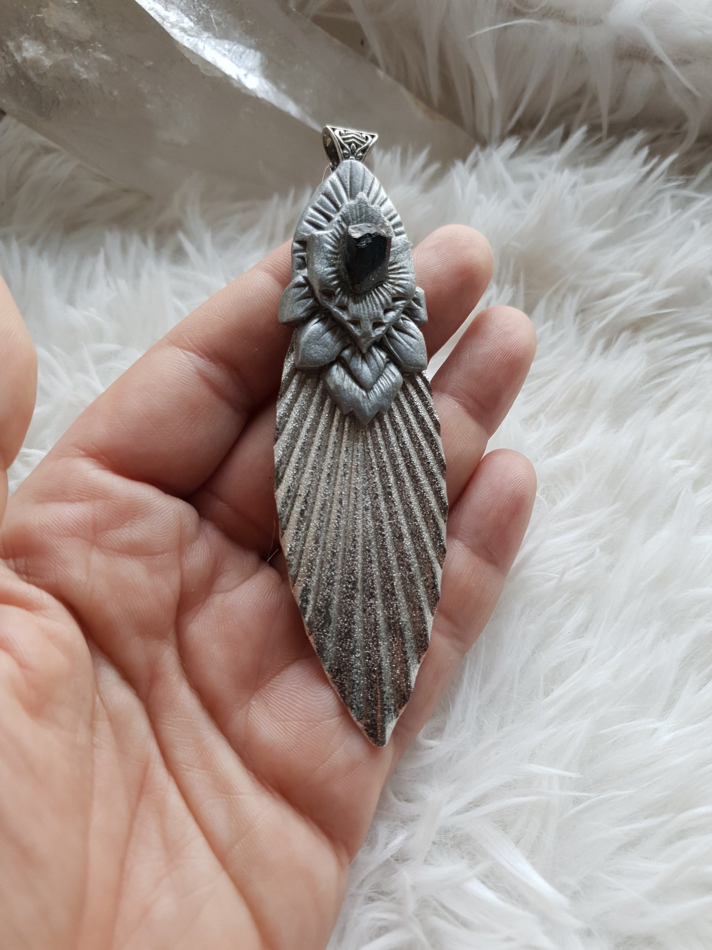 crni turmalin privjesak - vilinska kolekcija