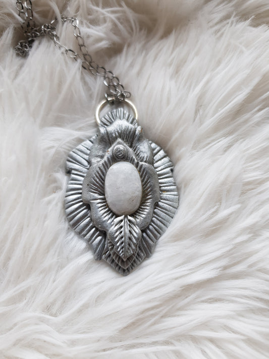 mjesečev kamen ogrlica - vilinska kolekcija