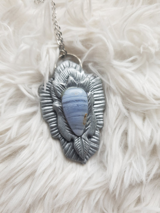 plavui čipkasti ahat privjesak - vilinski štit