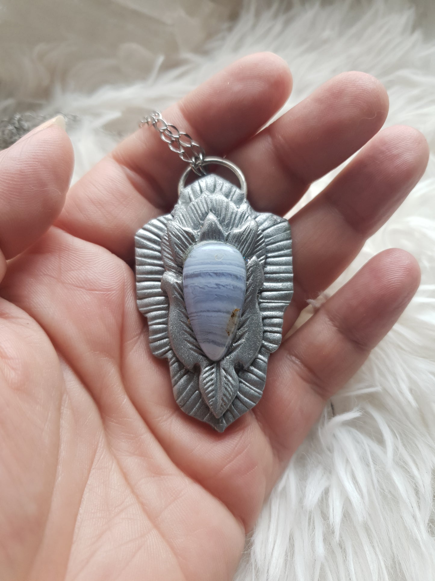 plavui čipkasti ahat privjesak - vilinski štit