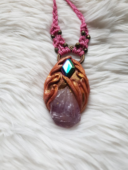 prirodni ametist špic privjesak