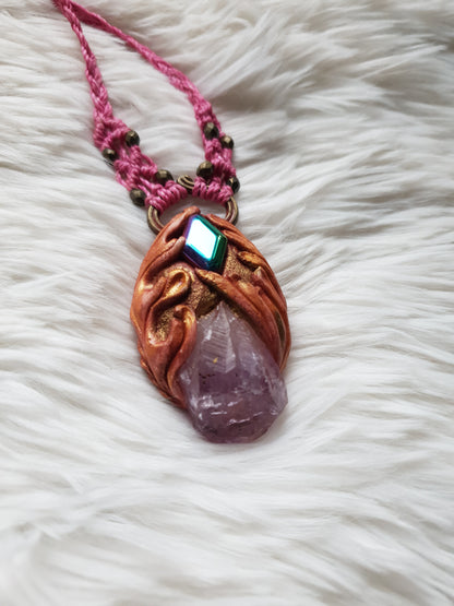 prirodni ametist špic privjesak