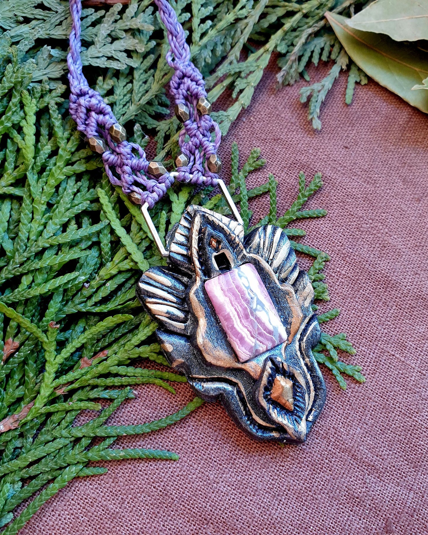 rodokrozit - ruža inka privjesak - vilinski štit