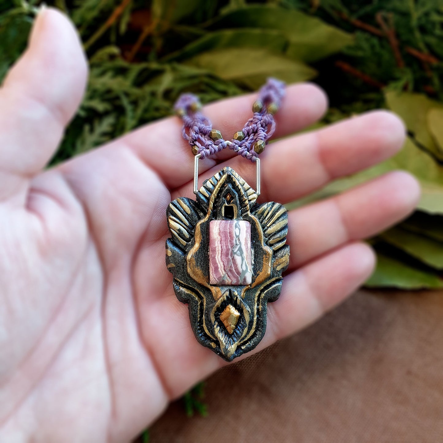 rodokrozit - ruža inka privjesak - vilinski štit