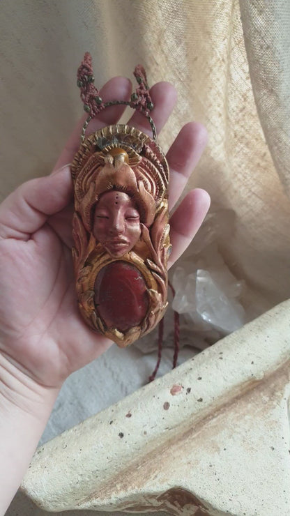 crveni jaspis šumski čuvar ogrlica