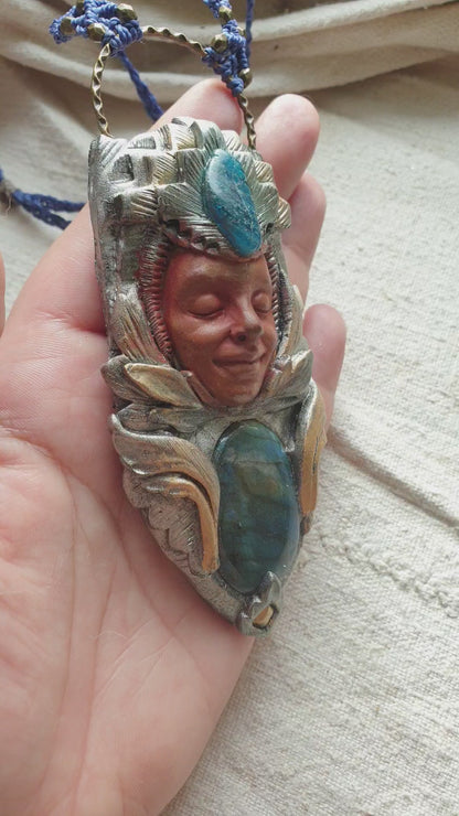 labradorit i apatit kralj kristalni čuvar ogrlica